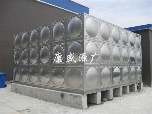 武汉组合不锈钢水箱怎样选择呢？